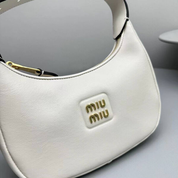 Сумка Miu Miu женский кожа белый 126474-4
