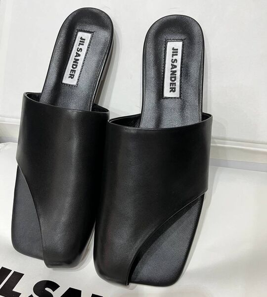 Шлепки Jil Sander женский кожа черный 155623