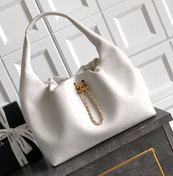 Сумка Chanel женский кожа белый 201997
