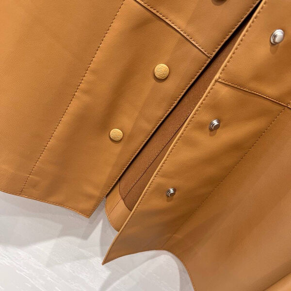 Куртка Loewe женский кожа бежевый 156757-10