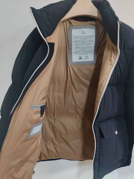 Мужской пуховик Brunello Cucinelli мужской черный 167362-4