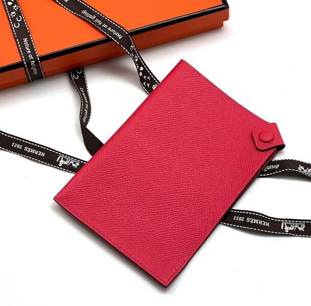 Обложка на паспорт Hermès женский кожа бордовый 55334