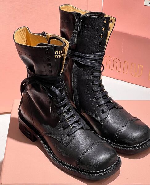 Ботинки Miu Miu женский кожа черный 160875
