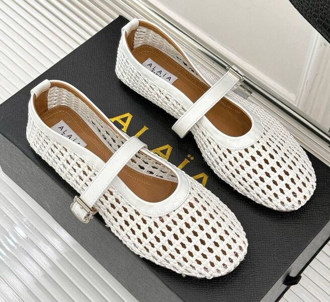Балетки Alaïa женский кожа белый 189983