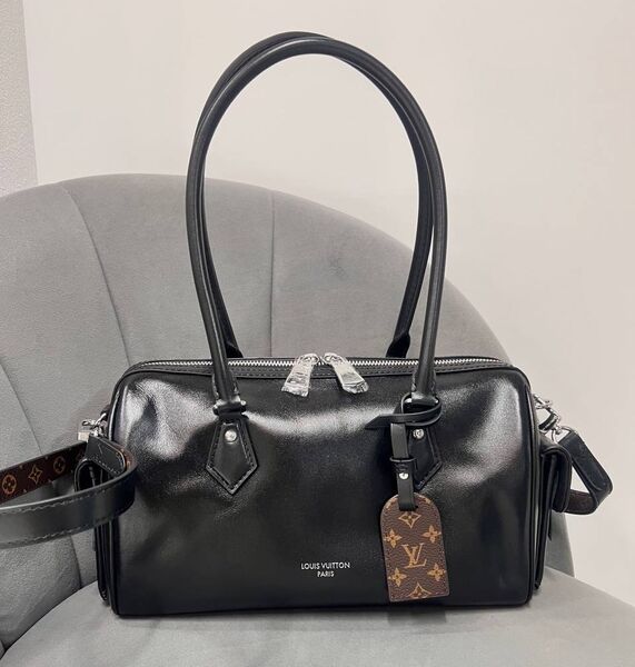 Сумка Louis Vuitton женский кожа черный 196431