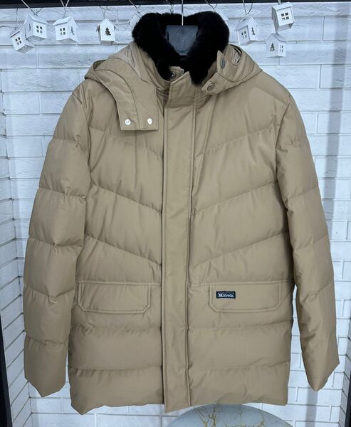 Мужской пуховик Kiton мужской светло-бежевый 171241