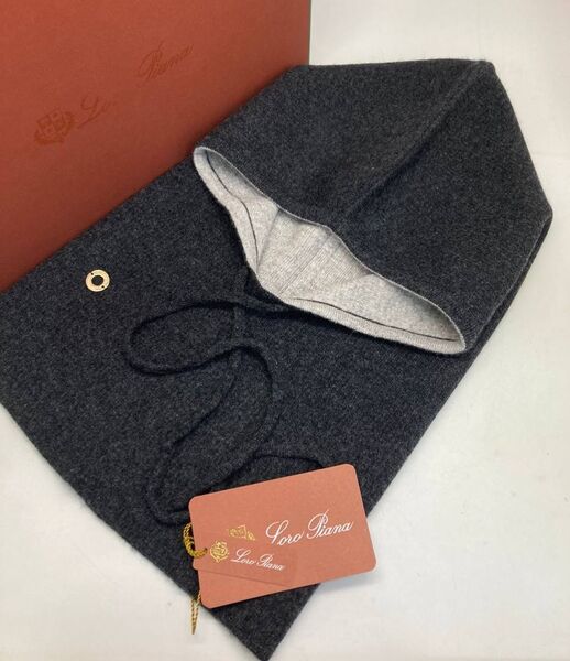 Капор Loro Piana женский черный 167717