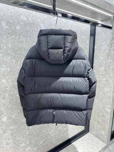 Мужской пуховик Burberry мужской черный 167538-2