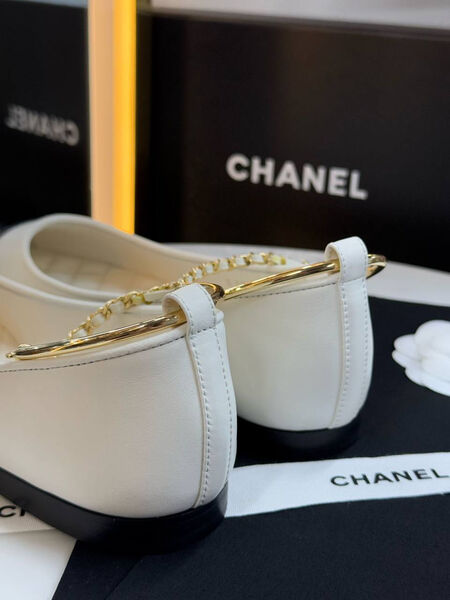 Балетки Chanel женский кожа белый 184545-5