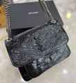 Сумка Saint Laurent женский кожа черный 175008-1