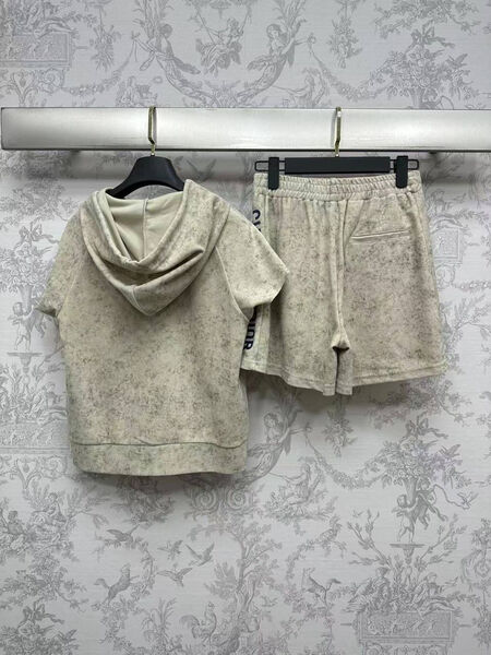 Костюм Christian Dior женский графитовый 148138-2