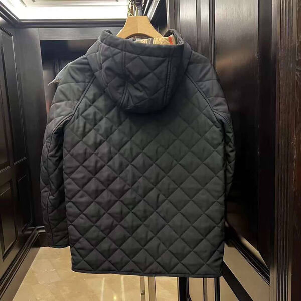 Куртка Burberry женский черный 122911-4