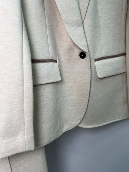 Костюм Brunello Cucinelli женский бежевый 126198-2