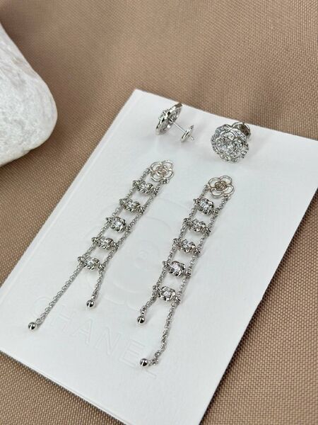 Серьги-трансформеры Chanel Camelia женский белое золото m5480502-1-7
