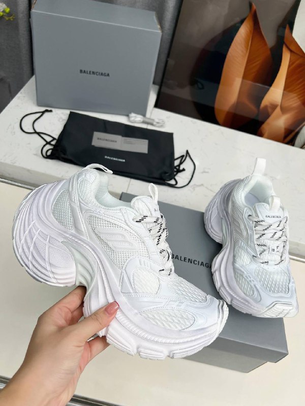 Кроссовки BALENCIAGA 6XL