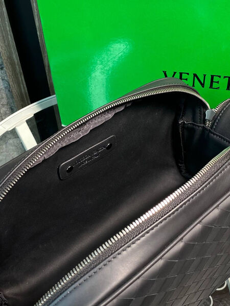 Мужской несессер косметичка Bottega Veneta мужской кожа черный 152931-6