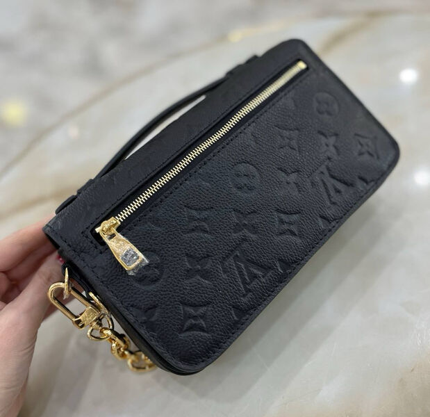 Сумка Louis Vuitton Pochette Metis женский кожа черный 148641-2