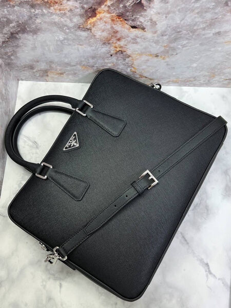 Мужской портфель Prada мужской кожа черный 111553-3