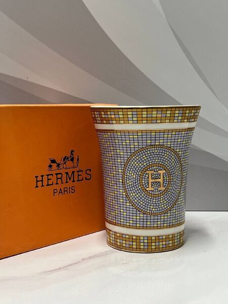 Фарфоровая ваза Hermès фарфор j6019784-1-3