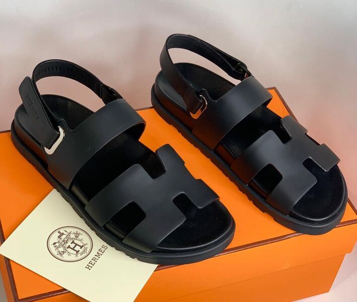 Сандалии Hermès женский кожа черный 66587