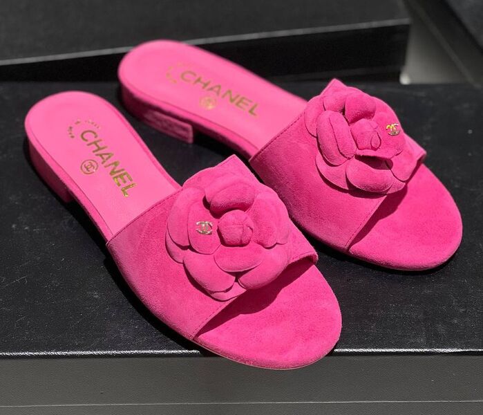 Шлепки Chanel женский замша розовый 152364