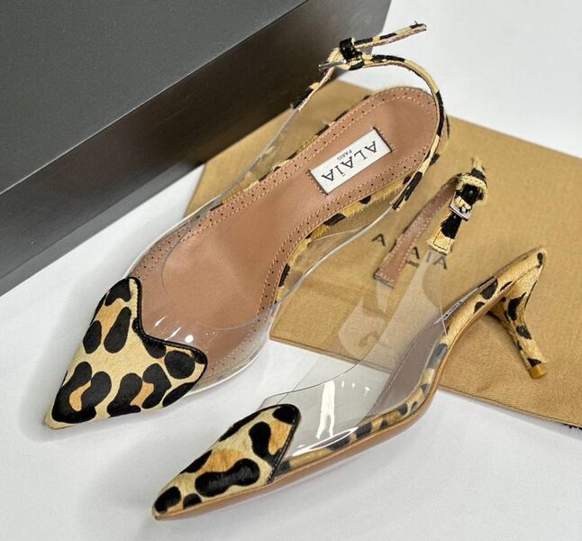 Туфли Alaïa женский бежевый 139965