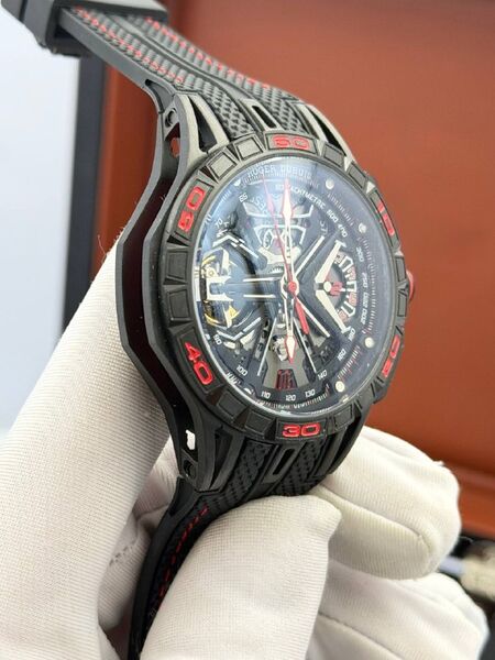 Мужские часы Roger Dubuis мужской черный r0058542-1-4