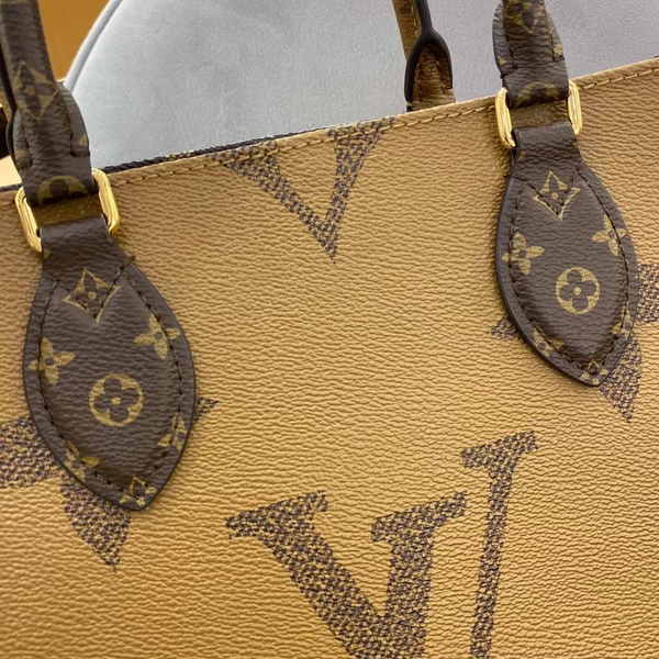 Сумка Louis Vuitton Onthego женский кожа 76814-10