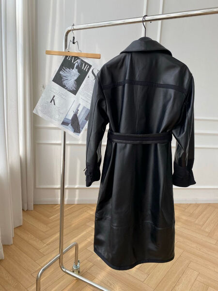 Плащ Hermès женский кожа черный 174231-6