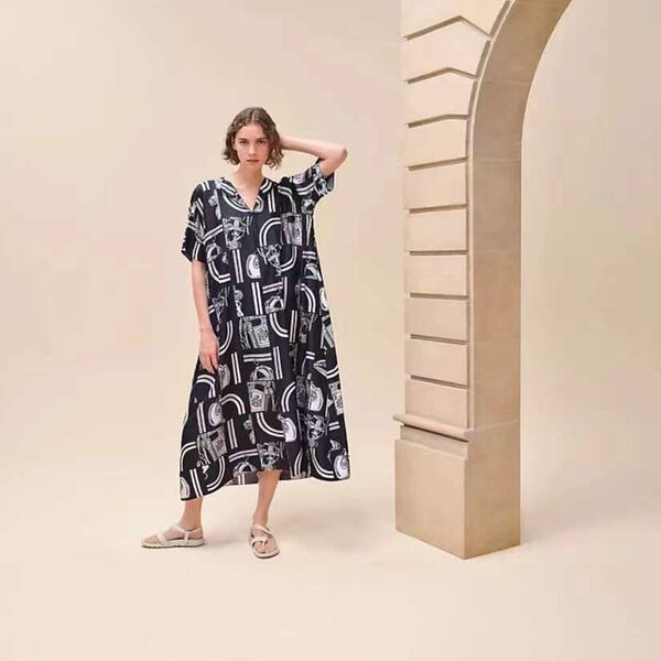Платье Hermès женский шелк черный 147405-2