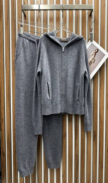 Костюм Loro Piana женский графитовый 167466-3