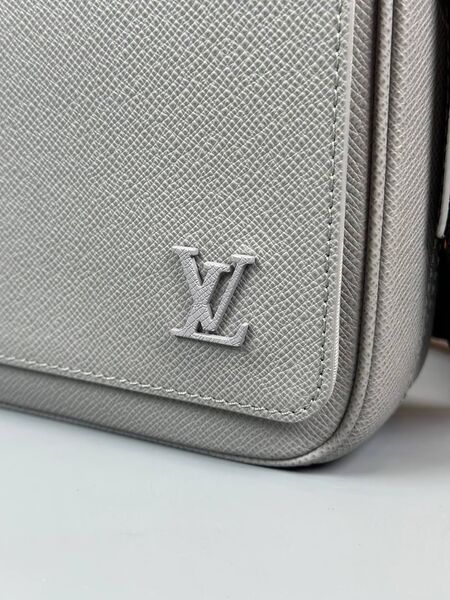 Мужская сумка мессенджер Louis Vuitton мужской кожа графитовый 147910-4