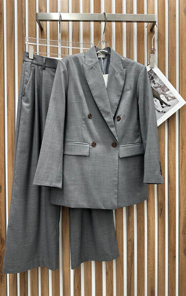 Костюм Brunello Cucinelli женский графитовый 153849-8