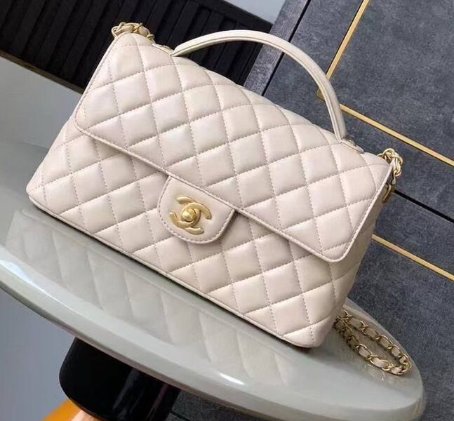 Сумка Chanel женский кожа бежевый 182085
