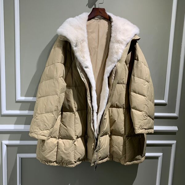 Пуховик Brunello Cucinelli женский бежевый 62304-2