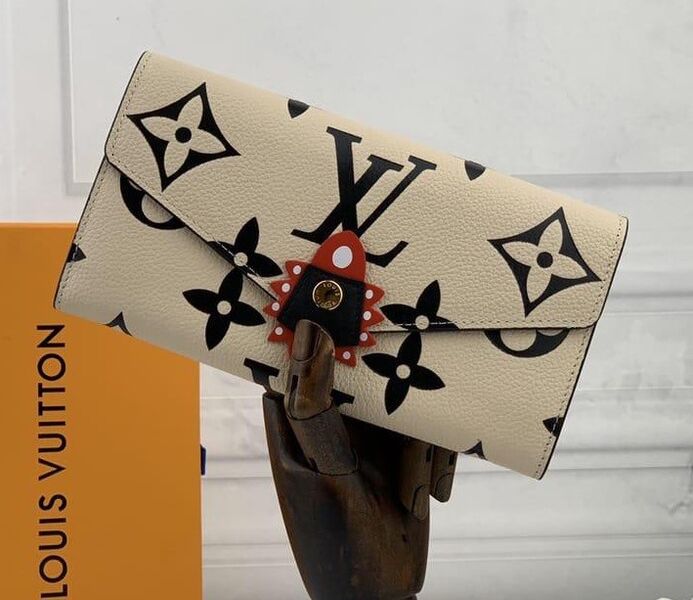 Кошелек Louis Vuitton женский кожа бежевый 31935