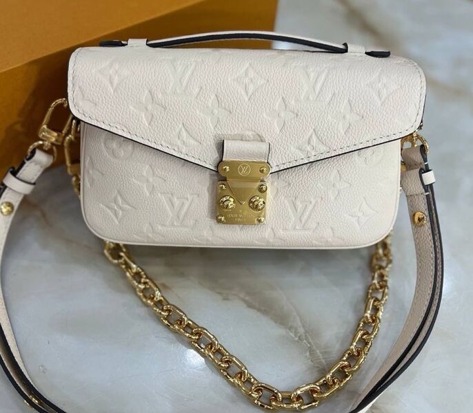 Сумка Louis Vuitton Pochette Metis женский кожа белый 148635