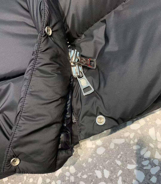 Мужской пуховик Moncler мужской черный 167515-12