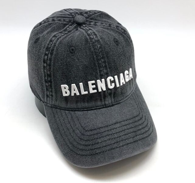 Кепка Balenciaga женский 25900