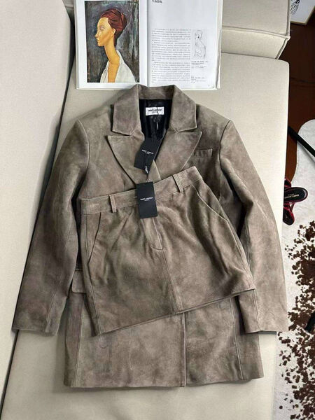 Пиджак Saint Laurent женский замша 161453-4
