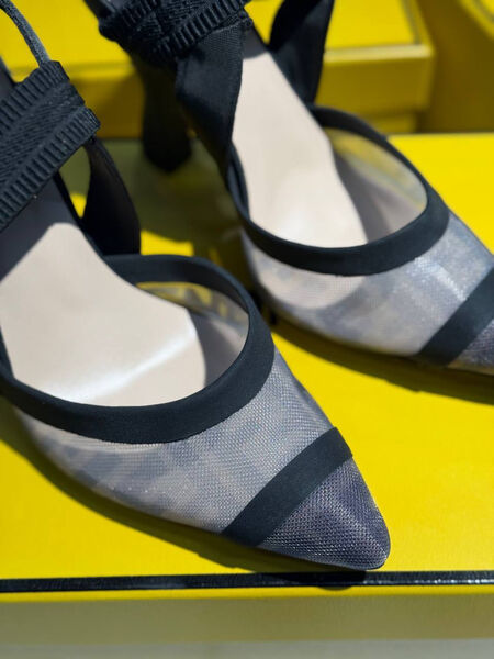 Туфли Fendi женский сетка графитовый 188803-4