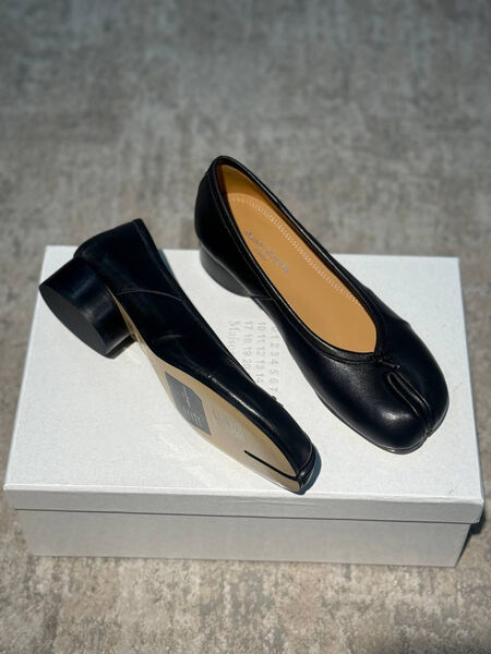 Туфли Maison Margiela женский кожа черный 197250-2