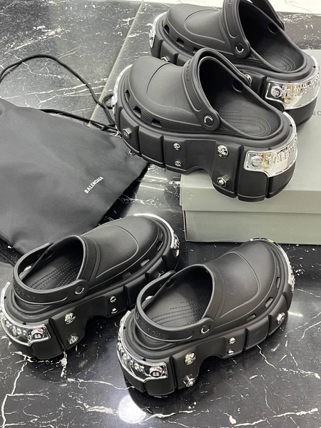 Сабо Balenciaga женский черный 65385-2