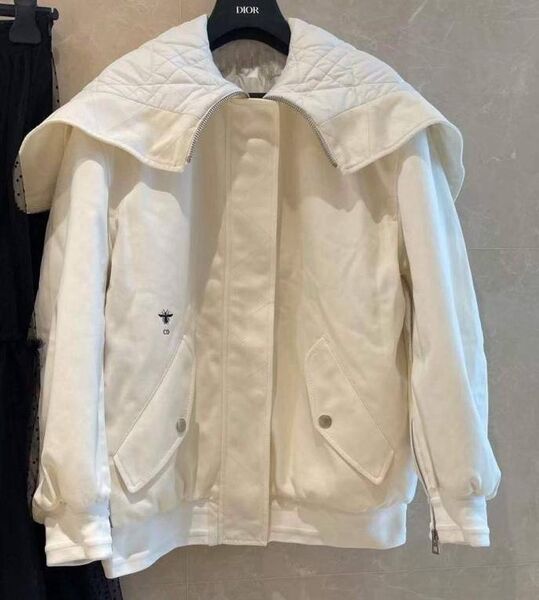 Куртка Christian Dior женский белый 164522