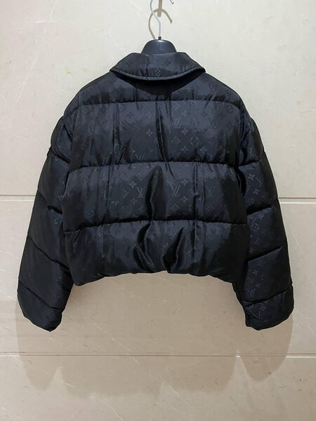 Пуховик Louis Vuitton женский черный 164546-2