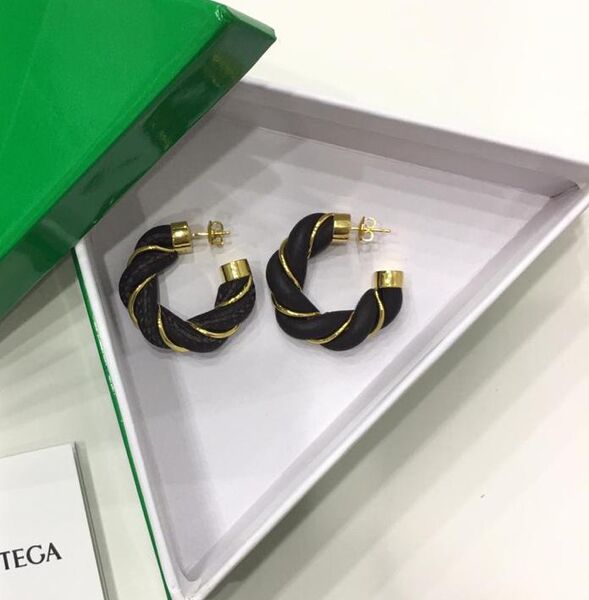 Серьги Bottega Veneta черный 70471