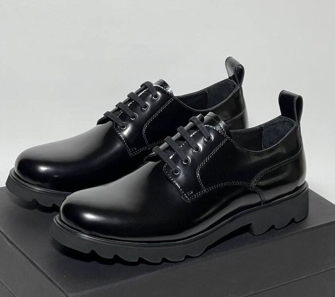 Мужские туфли Bottega Veneta мужской кожа черный 132402