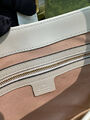Сумка Gucci женский кожа бежевый 137909-8