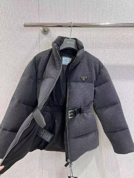 Женский пуховик Prada Loden женский графитовый s9620603-1-6