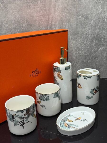 Набор для ванной комнаты Hermès h4521775-1